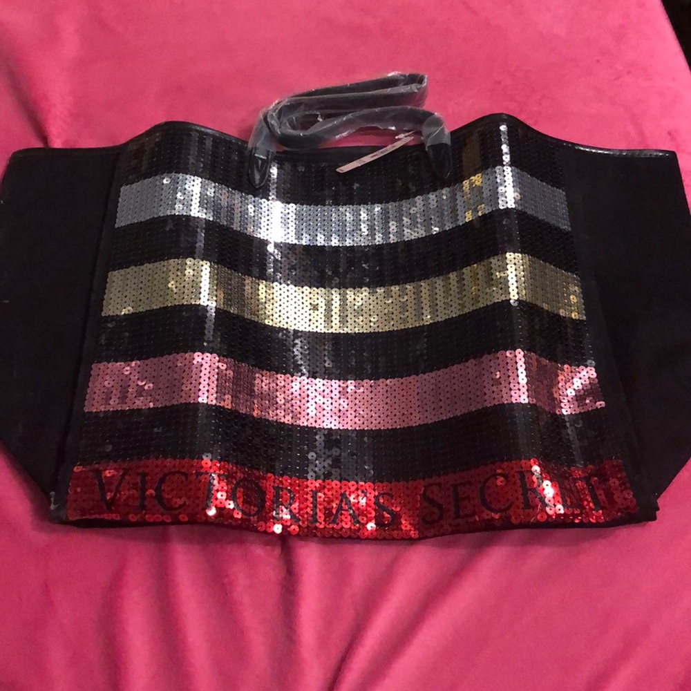 brand new victoria’s secret travel bag